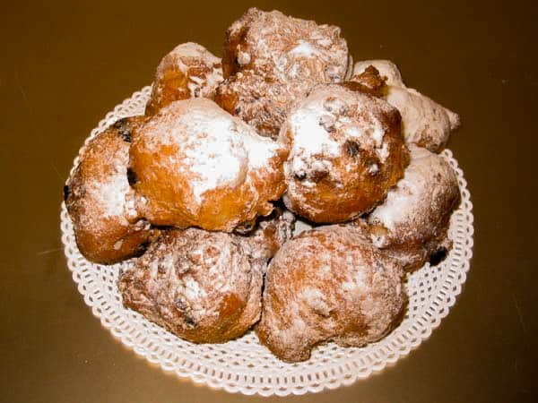traditional dutch oil cakes